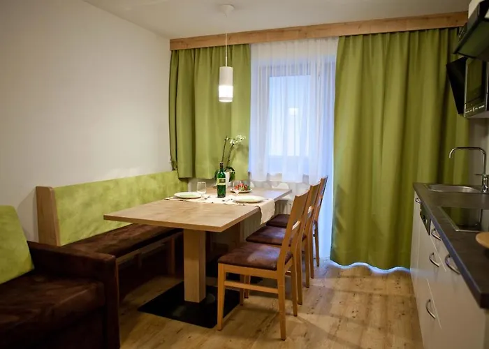 Apart Corona Appartement