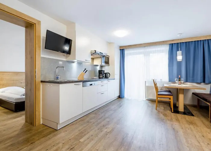 科罗娜公寓式酒店 索尔登