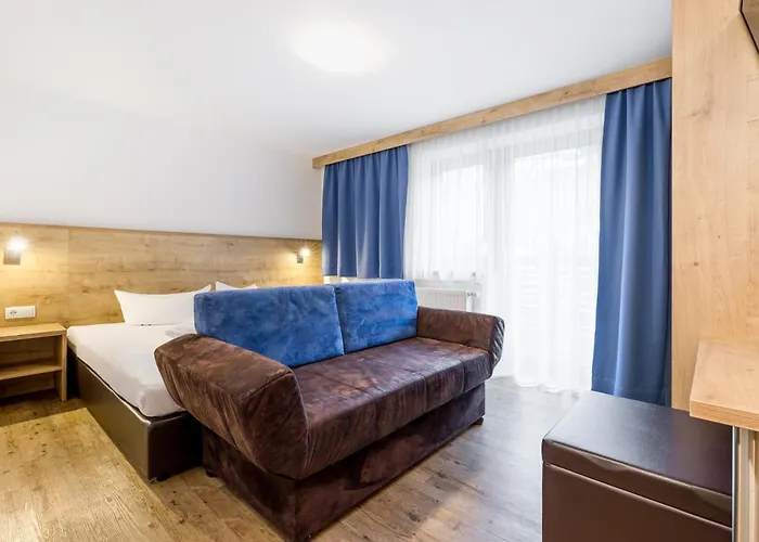 科罗娜公寓式酒店 索尔登