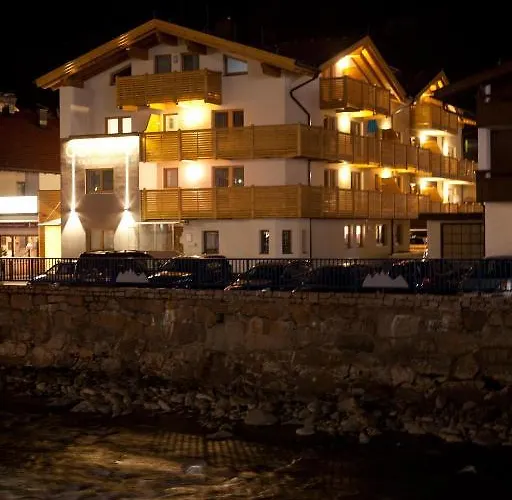 科罗娜公寓式酒店