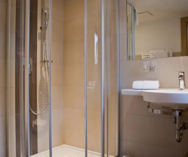 公寓 科罗娜公寓式酒店 *